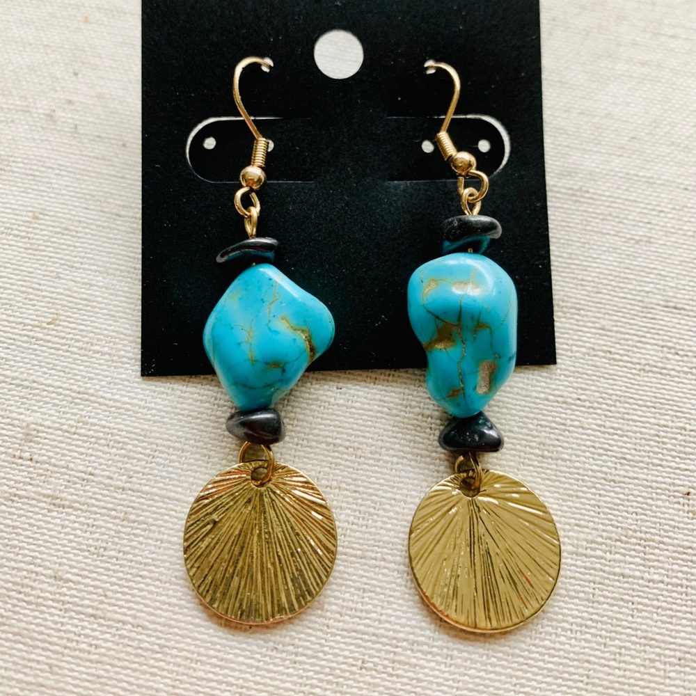 Turquoise stone Earring